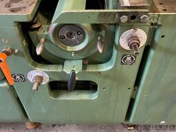 Waco 3000 HM-225 = Universal