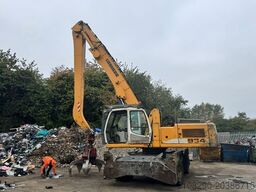 Liebherr A934