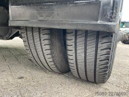 Iveco Daily 72C18  FRC 02/2028 meat vlees rails LAMBE...