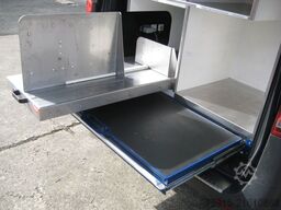 MERCEDES-BENZ 119 CDI Vito lang 4matic Feuerwehr NEF Notarzt