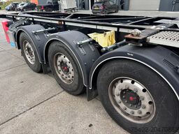 D-TEC CC-20-3-T / 20 FT ADR Tank Chassis / SAF Disc