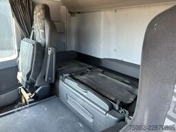 Mercedes-Benz Actros 2646 MP3 ACTROS 2646 V6 6x2 / 3 PEDALS /...