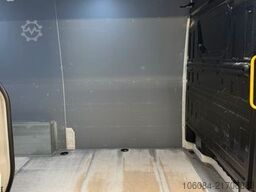 VOLKSWAGEN Crafter Kasten L2-H2 Klima AHK 3,0T Garantie