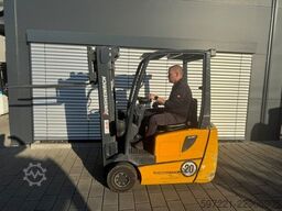 Jungheinrich EFG 215