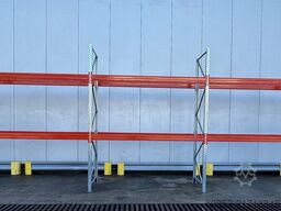 ca. 14 lfm. Palettenregale H: 350cm Fachlast: 3000 kg , 45 Palettenplätze