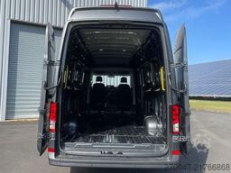 MAN TGE 3.180 Kasten L5H4 4x4 ACC LED STANDHZ NAV