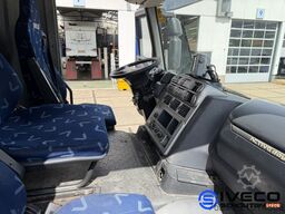 Iveco Stralis 270 CNG •  Vuilniswagen FAUN variopress...