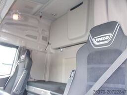 IVECO STRALIS AS440S46T/P LNG