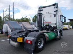 IVECO STRALIS AS440S46T/P LNG