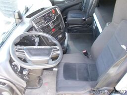 IVECO S-WAY AS440S46T/P LNG