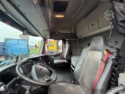 Renault T460 4x2 SZM / Swiss-Vehicle