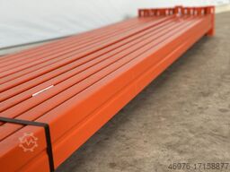 META (Thyssen) / 2.700 mm / Kastenprofil: 140 x 50 mm / orange