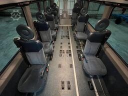 VOLKSWAGEN Crafter 2.5 TDi Maxi 9Sitze + Lift ENGINE BROKEN