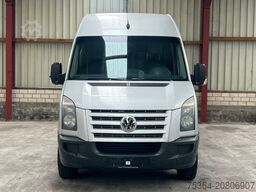 VOLKSWAGEN Crafter 2.5 TDi Maxi 9Sitze + Lift ENGINE BROKEN