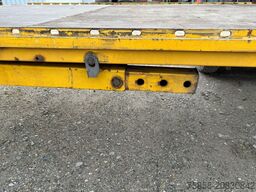 Krone BDF 7,45m Lochleiste Teleskopstützen