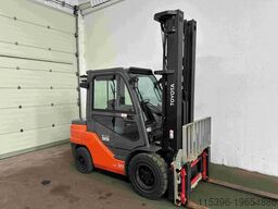 Toyota 52-8FDJF35 - TRIPLEX - NEUWERTIG