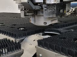 TRUMPF 3000-1300 (S11) średni format 1250/2500