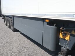 Schmitz Cargobull SKO 24 Rohrbahn Liftachse Carrier Vector HE19