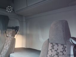 Scania S 500 Super 6x2/4 mit verstellbarer Sattelkupplung
