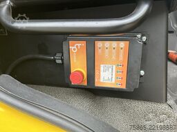 DAF LF 180 FA / 391 dkm / Global Recovery Tow Truck...
