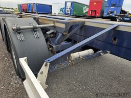 D-TEC VCC-01 / 45 FOOT CONTAINER CHASSIS / VALKX AXLES.
