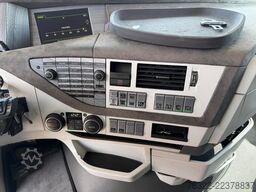 Volvo FH 420 6X2 GLOBETROTTER XL / DUAL CLUTCH / DYNA...