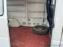 Renault Trafic **PETROL-ESSENCE-BENZINE**