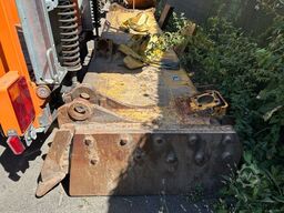 KOMATSU D 65 PX - 18 **Ketten und Laufwerk NEU**