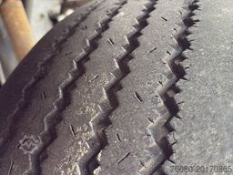 MAN 18.232 (MANUAL PUMP / POMPE MANUELLE / 11.000L)