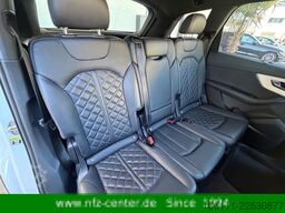 AUDI Q7 55 TFSI e quattro S-Line HeadUp/Massage/AHK