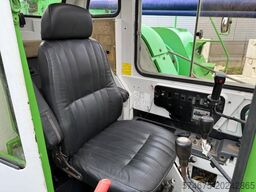 Kobelco BM 700