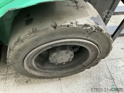 Mitsubishi FG30N