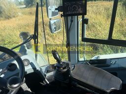 Liebherr L 586 Xpower