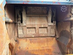 DAF CF 75.250 + manual + 6x2 + 6cub system + euro 2