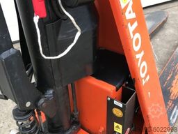 TOYOTA / BT HTH 10 E