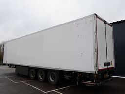 LAMBERET 3 AXLE FRIGO TRAILER WITH CARRIER VECTOR 1950 MT