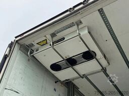 SCHMITZ CARGOBULL SCB*S3B THERMO KING SLX BI MULTI TEMP 270 C HIGH