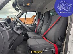 Renault Master 2.3 DCI KOFFER MET LAADBRUG