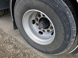 JUMBO DO 300 S/   2 X STEERING /BPW DRUM / DOUBLE TIR...