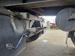 JUMBO DO 300 S/   2 X STEERING /BPW DRUM / DOUBLE TIR...