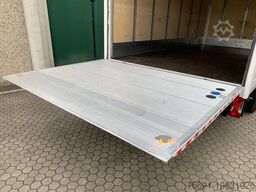 Ford Transit 350 + Sponda idraulica