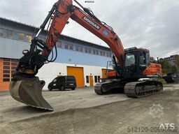 Doosan DX225LC