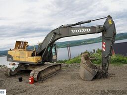 Volvo EC240CL Crawler Excavator with 2 Buckets