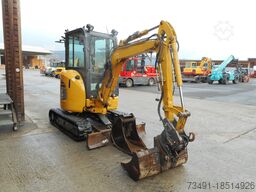 Komatsu PS 26MR-3 mit POWERTILT
