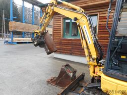 Komatsu PS 26MR-3 mit POWERTILT