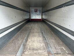 Groenewegen Jumbo / City / Box / Laadklep 2500 kg / APK TUV...