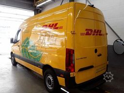 MERCEDES-BENZ eSprinter 312 DHL Regal KEP-Ausbau
