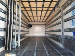 MERCEDES-BENZ 1824 L ACTROS Koffer 7,35 m mit Tür + LBW 2t