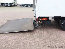 H.T.F. City trailer Gesioleerd