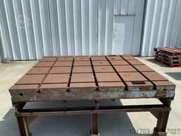 Taque fonte rainurée - Floor Plate 2300 x 1900 x 200 mm